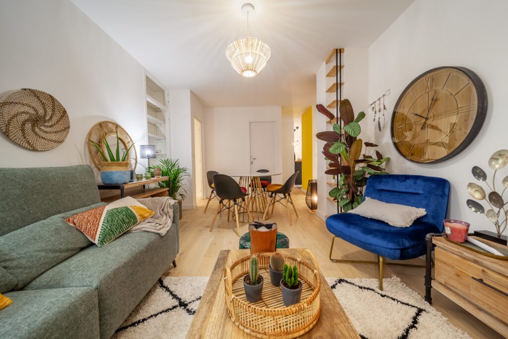 meubles obligatoires location meublée LMNP liste complète 2026